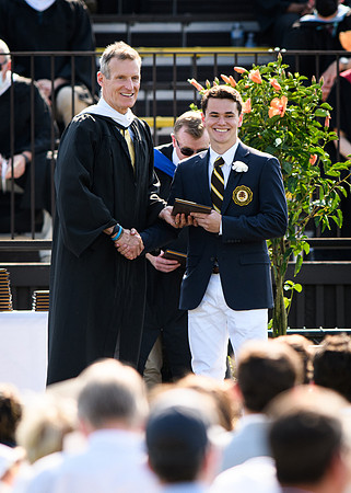 graduation21_diploma_wkl_4831