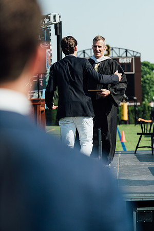 graduation21_diploma_jk_8798