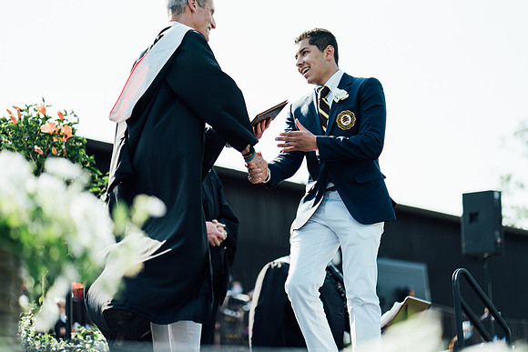 graduation21_diploma_jk_8626