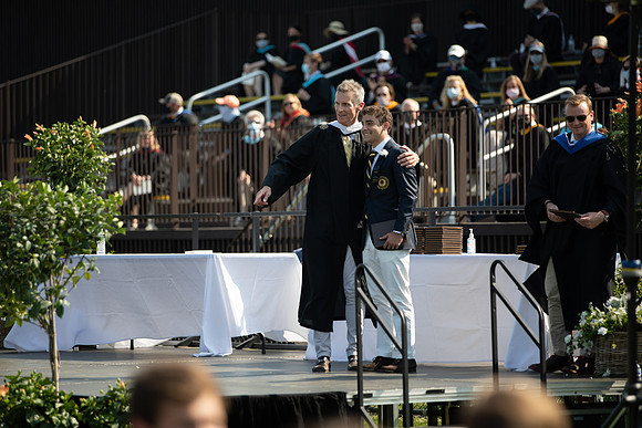 graduation21_diploma_gh_0612