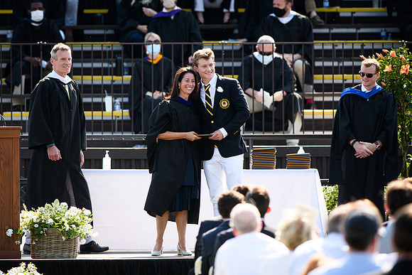 graduation21_diploma_wkl_5000