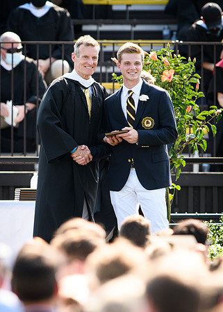 graduation21_diploma_wkl_4665