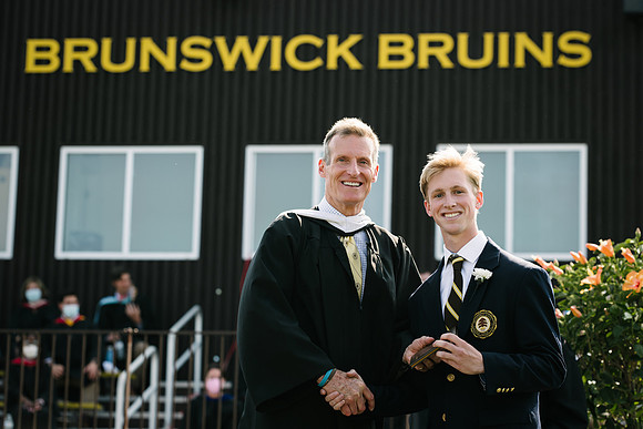graduation21_diploma_ah_0224