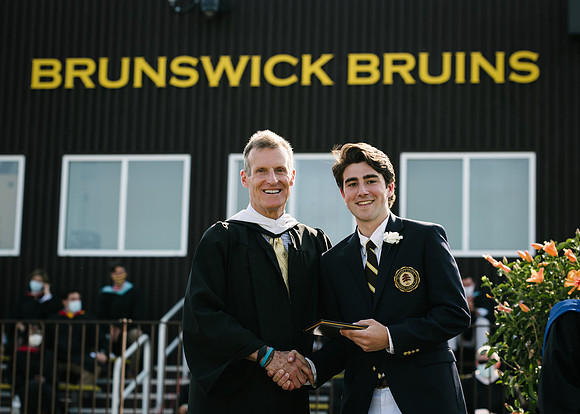 graduation21_diploma_ah_0303
