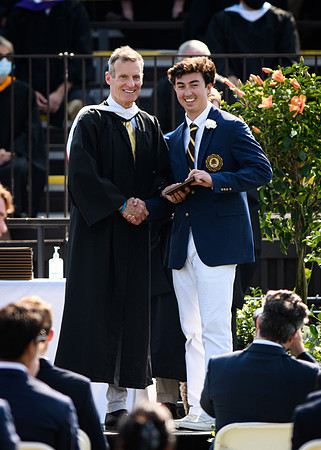 graduation21_diploma_wkl_4574