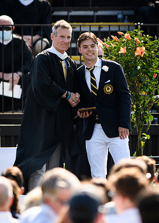 graduation21_diploma_wkl_5122
