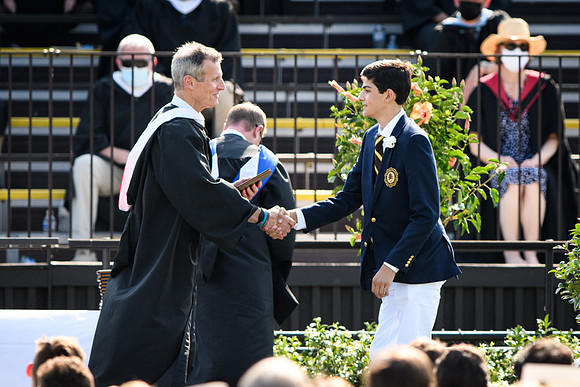 graduation21_diploma_wkl_4804