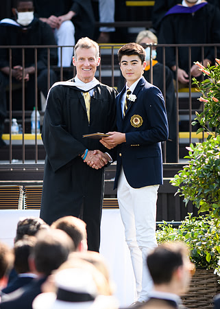 graduation21_diploma_wkl_4523