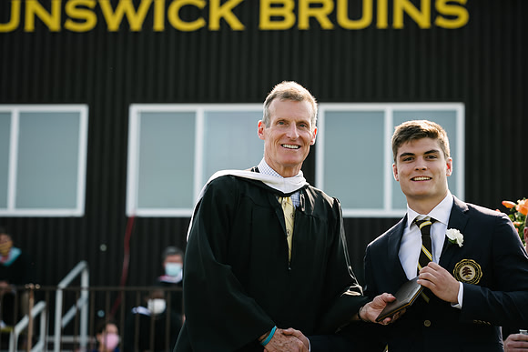 graduation21_diploma_ah_0198
