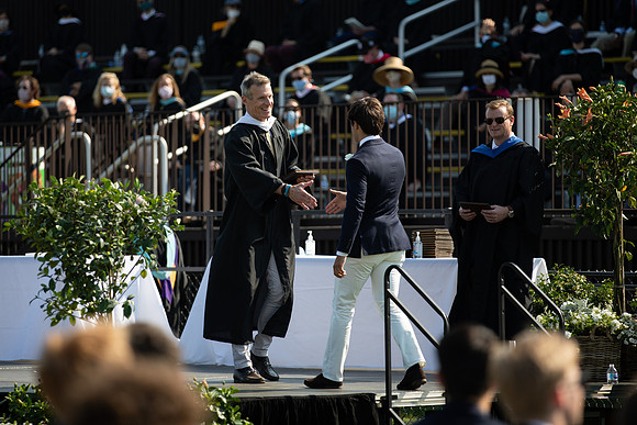 graduation21_diploma_gh_0645