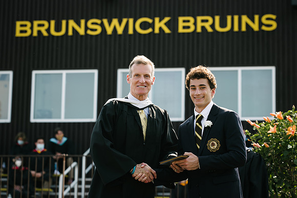 graduation21_diploma_ah_0207