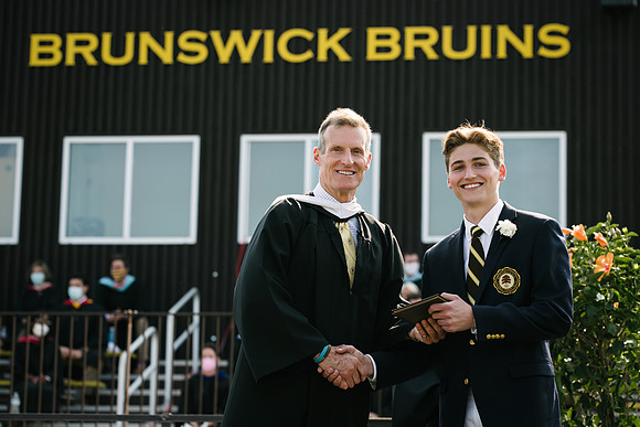 graduation21_diploma_ah_0217