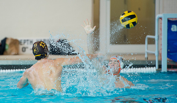 waterpolo_liquid4_01semifinal_bwk-suf_dburns_4828a