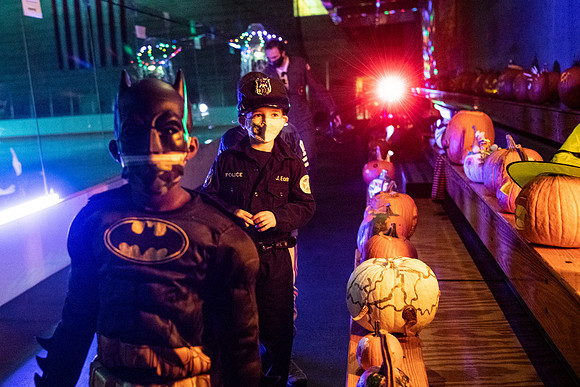 pumpkinparade_psls_wkl_4025
