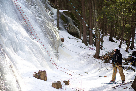 campdudley16_iceclimbing_bd_5946
