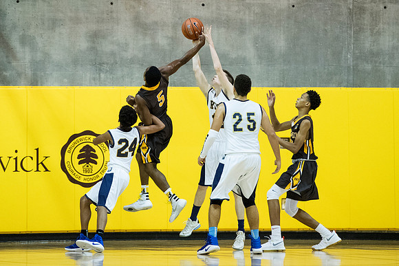 basketball_2016-12-10_dburns_5765