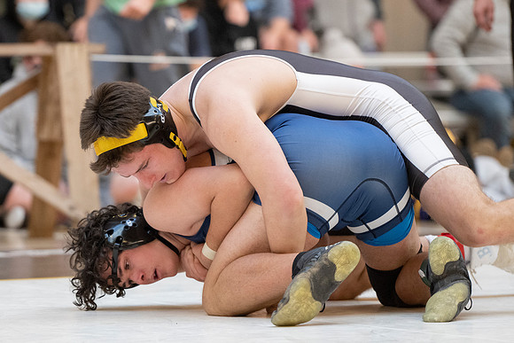 wrestling_2022-01-22_bit_dburns_3860