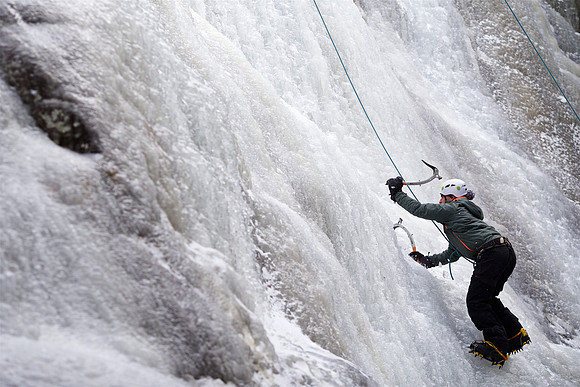 campdudley16_iceclimbing_bd_6286