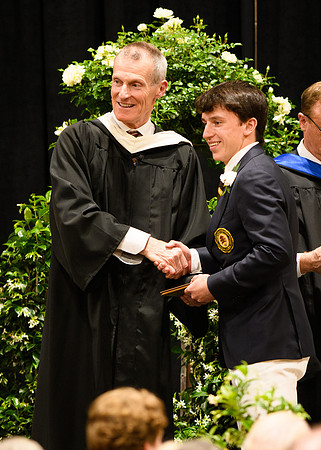 graduation25_diploma_wkl1_5180