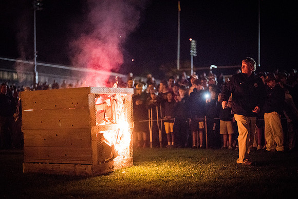hc15_bonfireworks15_wkl_5622