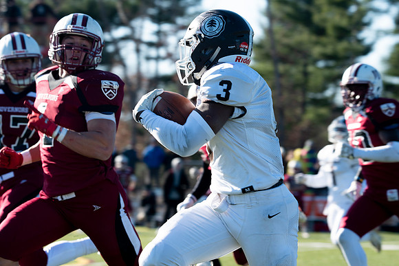 football_nepsac19_rmcc_5527