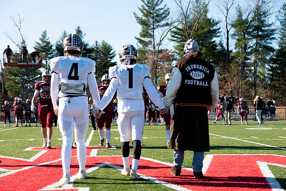 football_nepsac19_rmcc_5287