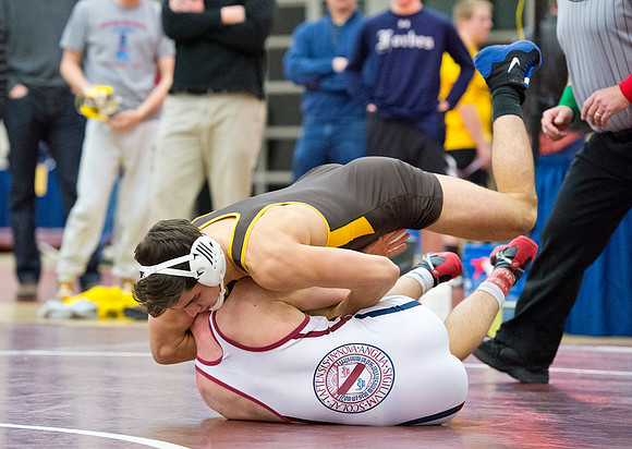 wrestling_neiswa16fri_dburns_9270