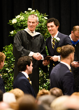 graduation25_diploma_wkl1_4769-2