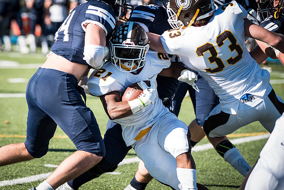football_nepsac16_wkl_3599