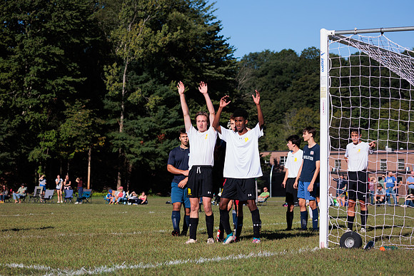 randolphvt2223_tripsoccerpre_game_bdf2_0316