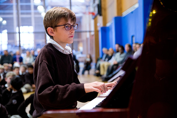 talentshow18_gr3-4_mkras_0028