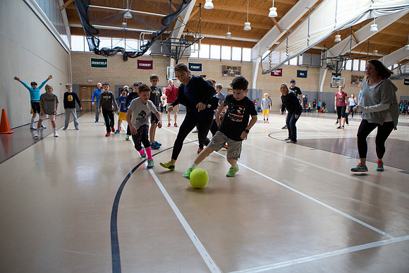 soccer_gr4 faculty18_mkras_0077