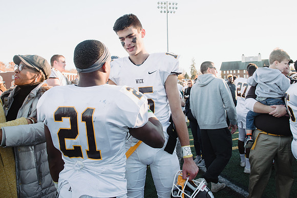 football_nepsac16_hp_3510