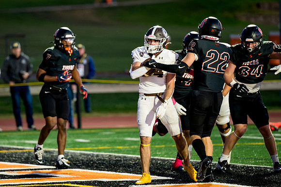 football_2024-10-12_ah_0097