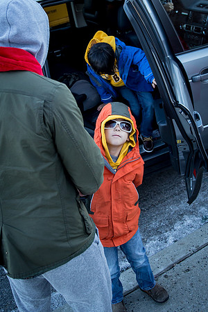 holiday_handshake16_jfess__4832