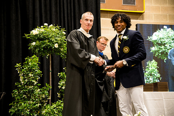 graduation25_diploma_ah_0753