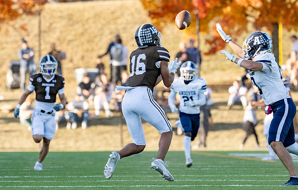 hc24_football_dburns2_3596