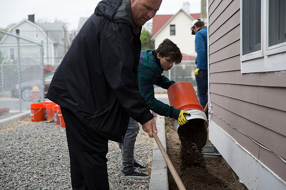commserv16_habitatforhumanity_mg_6915