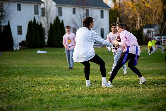 turkeybowl24_us_ah_0106