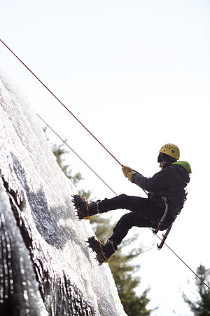 campdudley16_iceclimbing_bd_5784