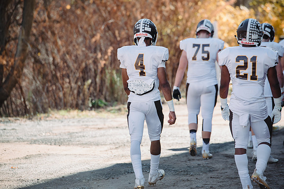 football_nepsac16_hp_2305