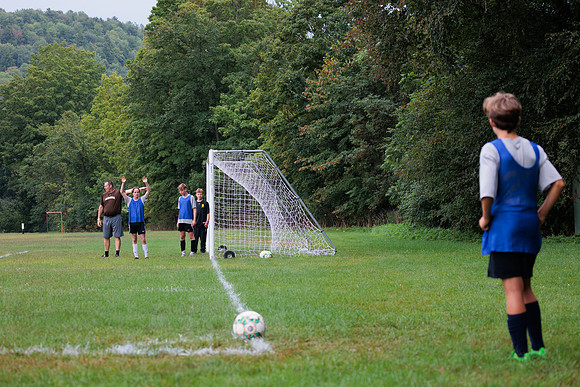 randolphvt2223_tripsoccerpre_scrimmage_bdf2_9331