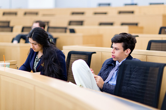 modelun18_fordham_mkras_0032