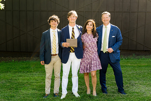 graduation24_post_ah_0846