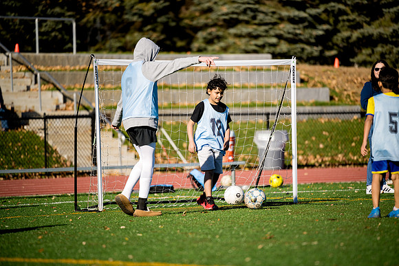 soccer_jv_2024-11-09_ah_0122