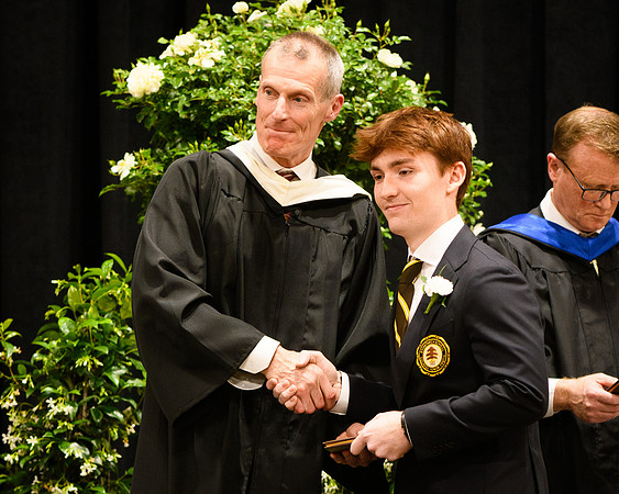 graduation25_diploma_wkl1_5191