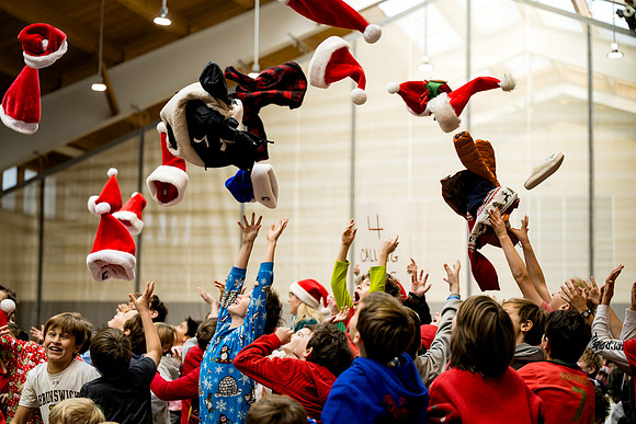 holiday_assembly24_ah_0437