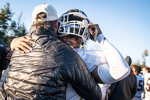 football_nepsac19_wkl8_2066