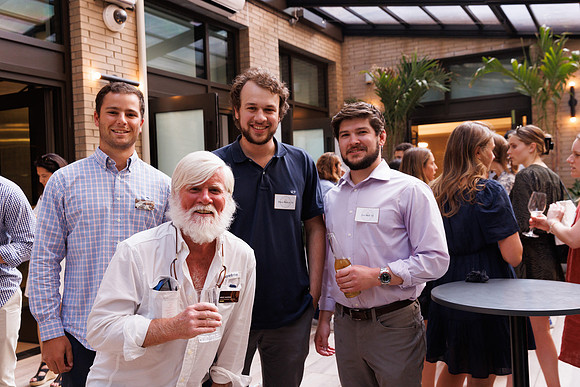 alumni_summersocial22_ss_3252