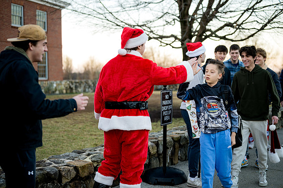 holiday_handshake24_ah_0016